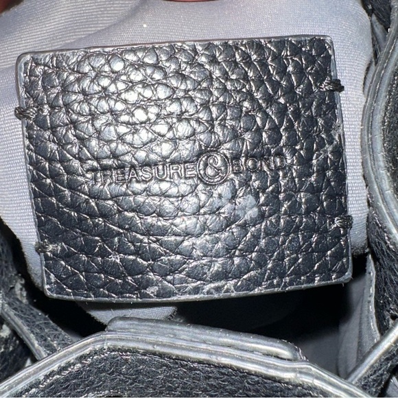 Treasure & Bond Luca Grainy Leather Black Leather Backpack - Picture 9 of 11